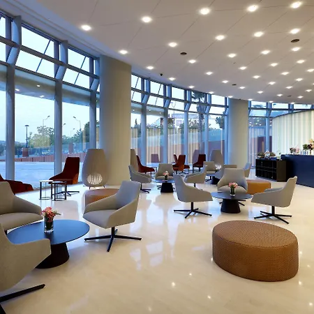 يوروستارز تورِّه سيبيَّا 5*